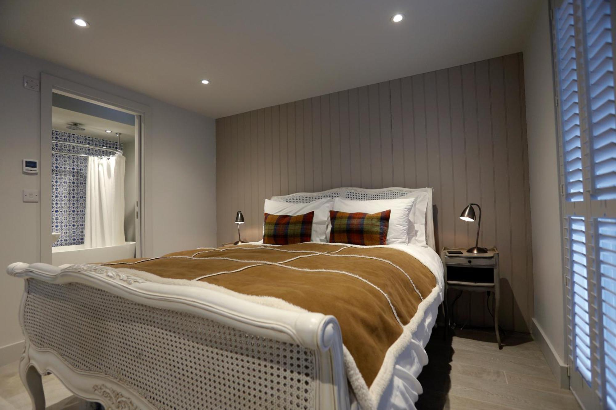 Daisybank Cottage Boutique Bed And Breakfast Брокенхърст Екстериор снимка