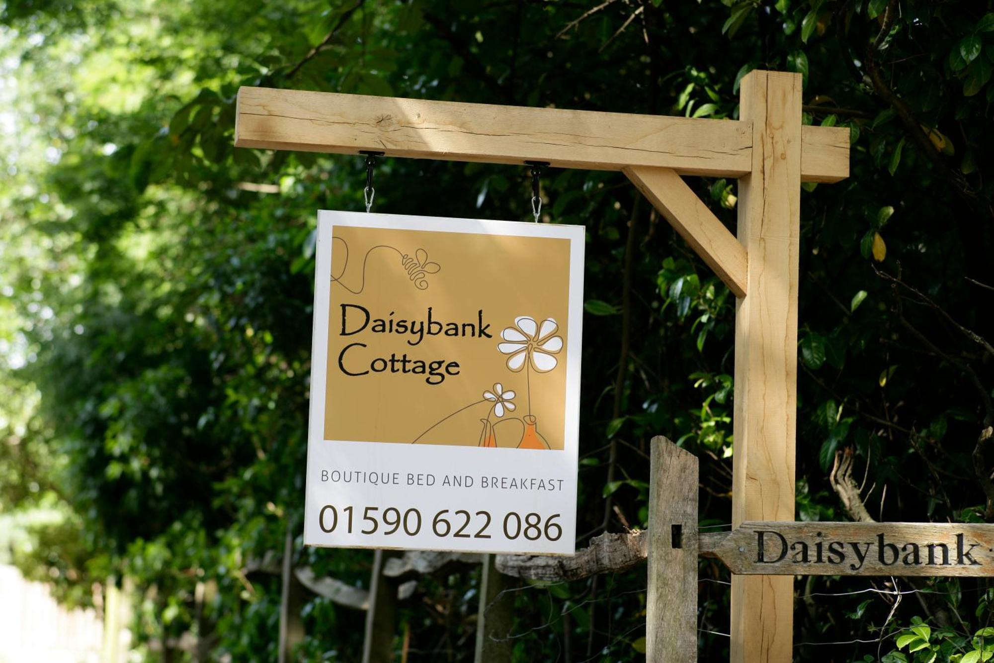 Daisybank Cottage Boutique Bed And Breakfast Брокенхърст Екстериор снимка